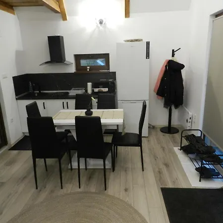 Ali House